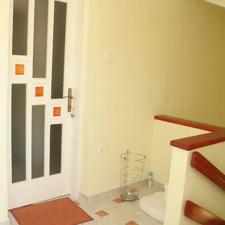 4449c Apartment *